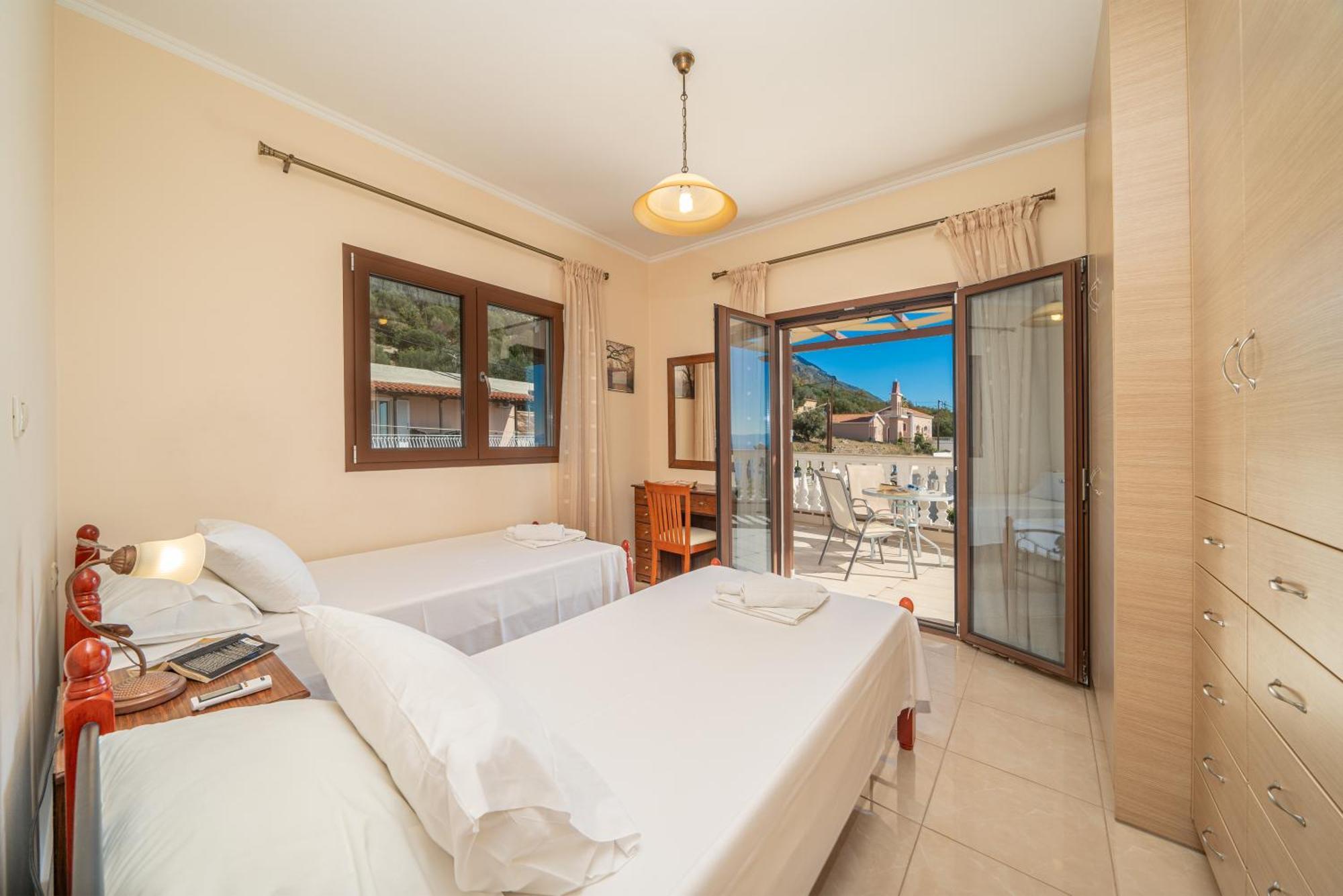 Villa Panorama Lourdata  Exterior photo